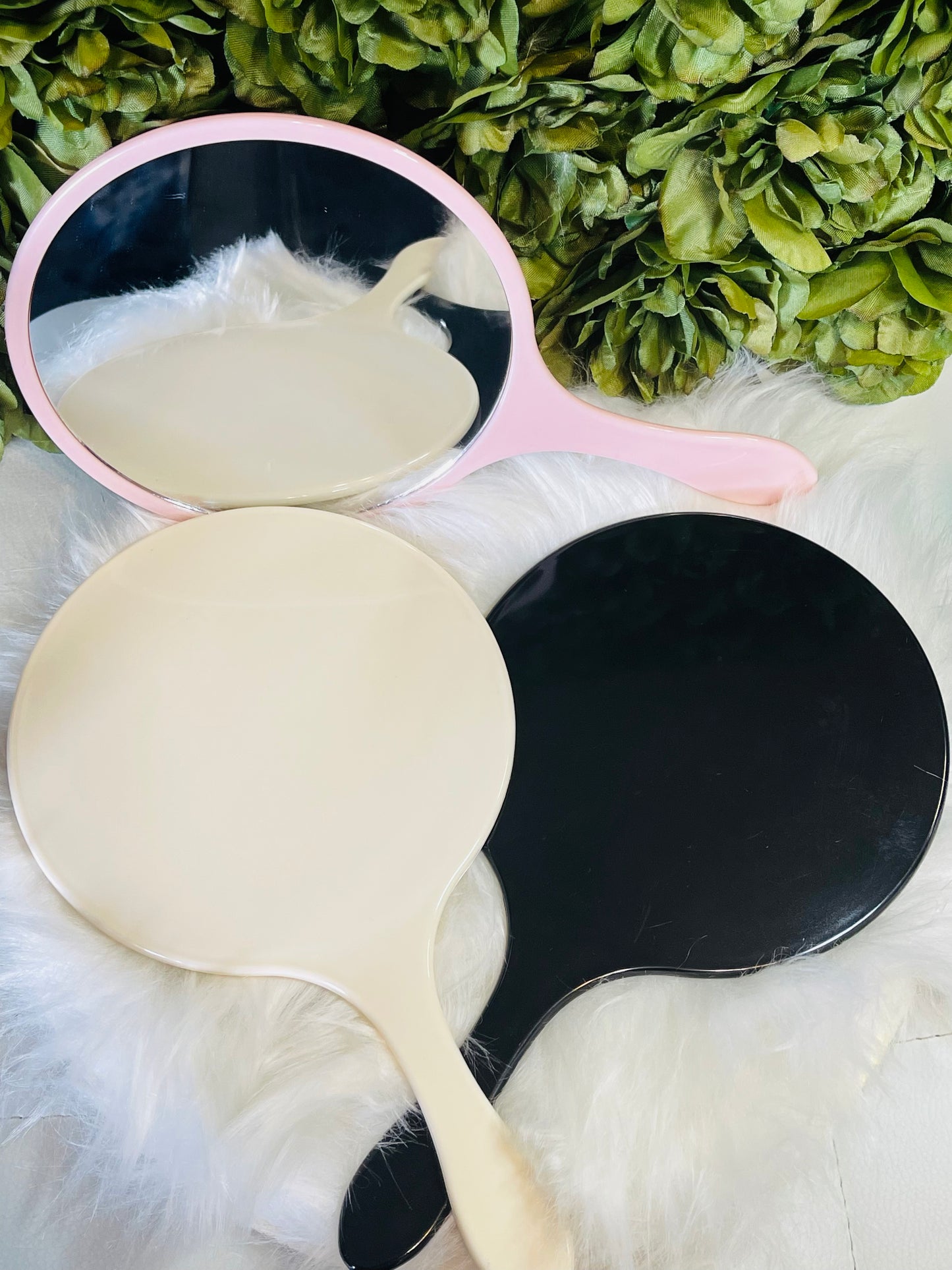 Custom hand mirrors
